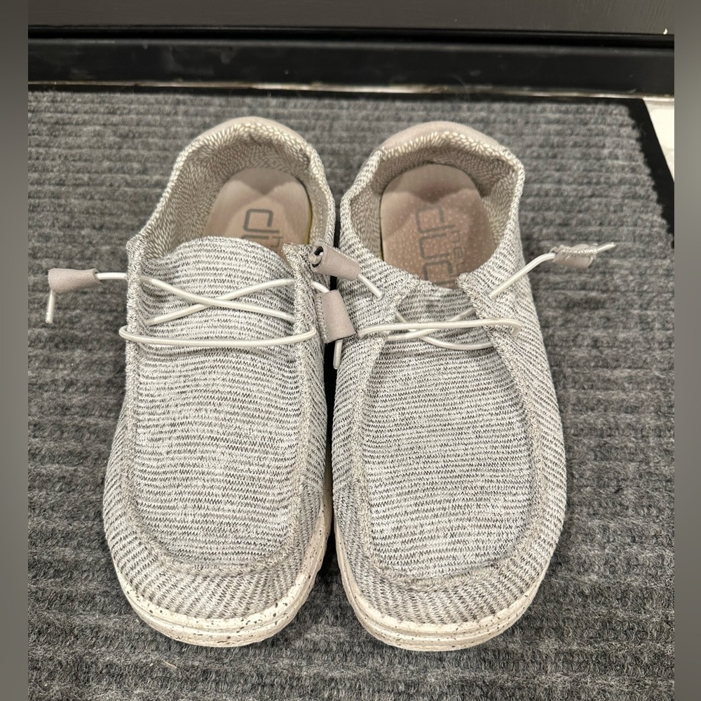 Hey Dude Wendy Boho Crochet Loafer in Size 8